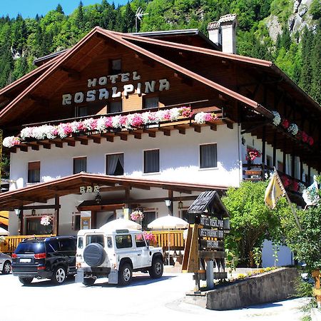 Hotel Rosalpina ロッカ・ピエートレ エクステリア 写真